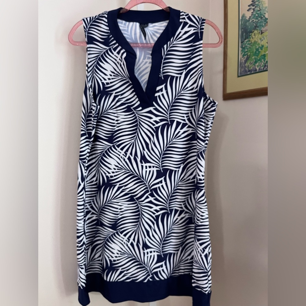 AQUA ET SOL SLEEVELESS SWIM COVER UP DRESS. TROPICAL PRINT. NWOT. SIZE LARGE.
